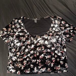Forever 21 Black Floral Crop Top